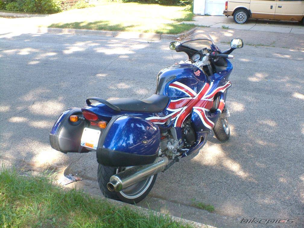 2000 TRIUMPH SPRINT ST | Picture 428900 motorcycle photo