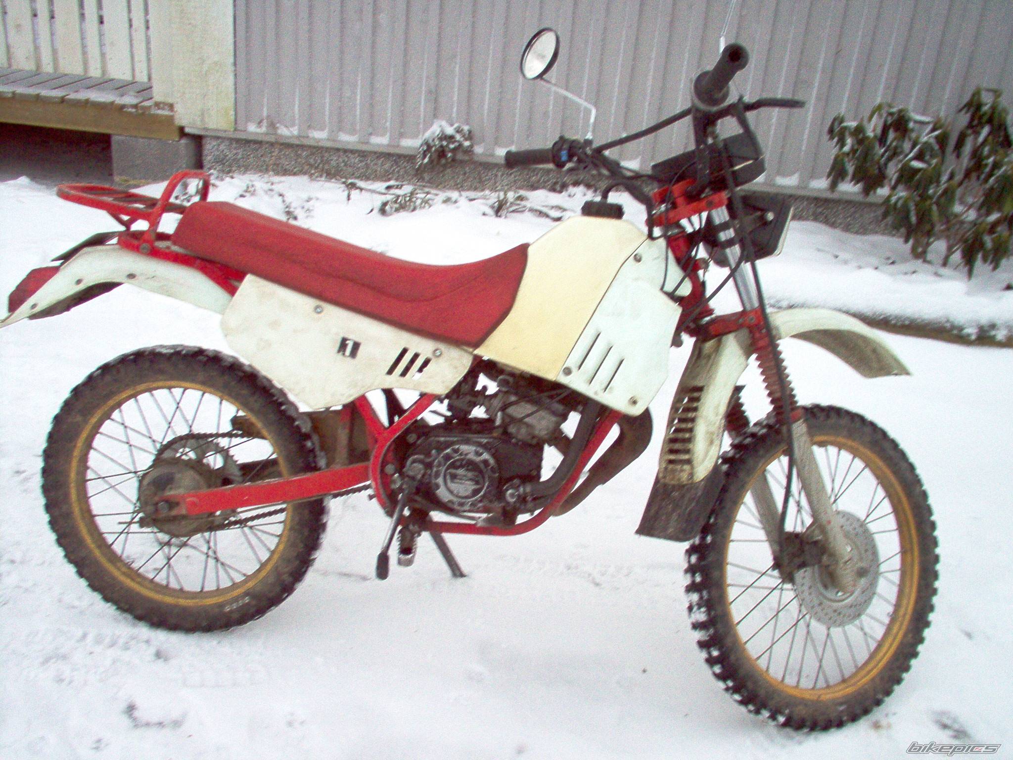 1991 HELKAMA AX | Picture 429401 motorcycle photo