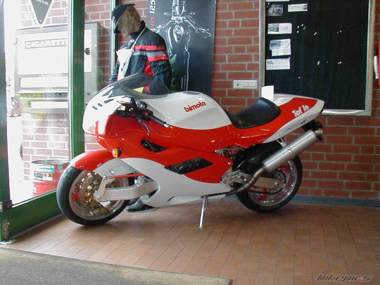 1993 BIMOTA TESI 1D | Picture 42945 motorcycle photo