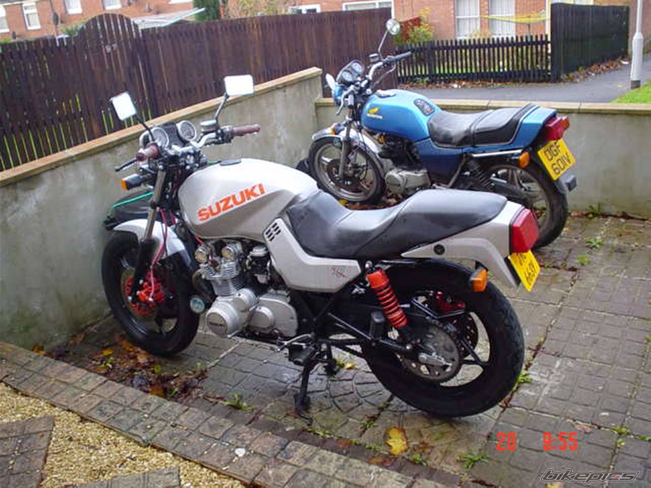 1983 SUZUKI GS 500 | Picture 43070 motorcycle photo