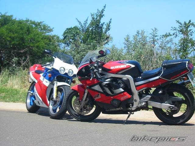 1994 SUZUKI GSX R 400 | Picture 43168 motorcycle photo