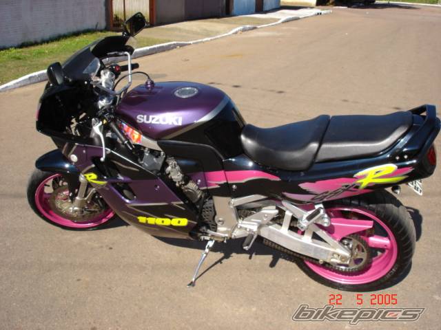 1995 SUZUKI GSX R 1100 | Picture 433641 motorcycle photo