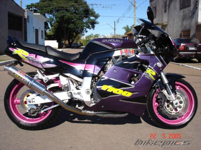 1995 SUZUKI GSX R 1100 | Picture 433651 motorcycle photo