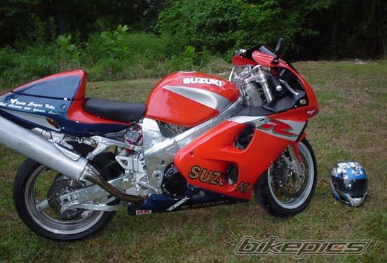 2001 SUZUKI TL1000R | Picture 43419 motorcycle photo