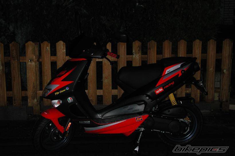 2000 DUCATI MONSTER 400 | Picture 43451 motorcycle photo