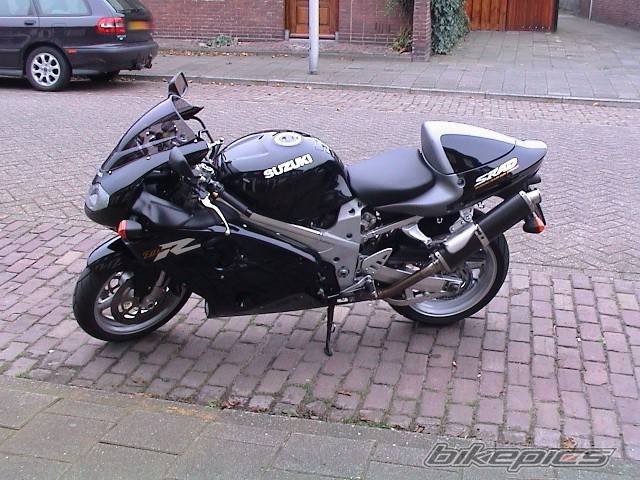 1999 SUZUKI TL1000R | Picture 43960 motorcycle photo