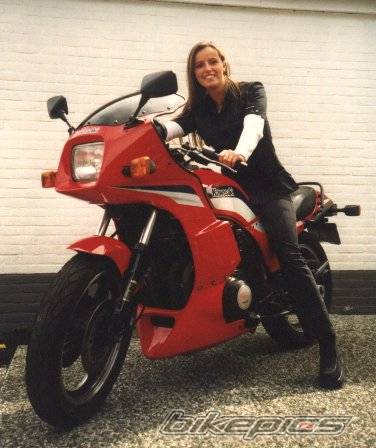 1985 KAWASAKI GPZ 750 | Picture 43994 motorcycle photo