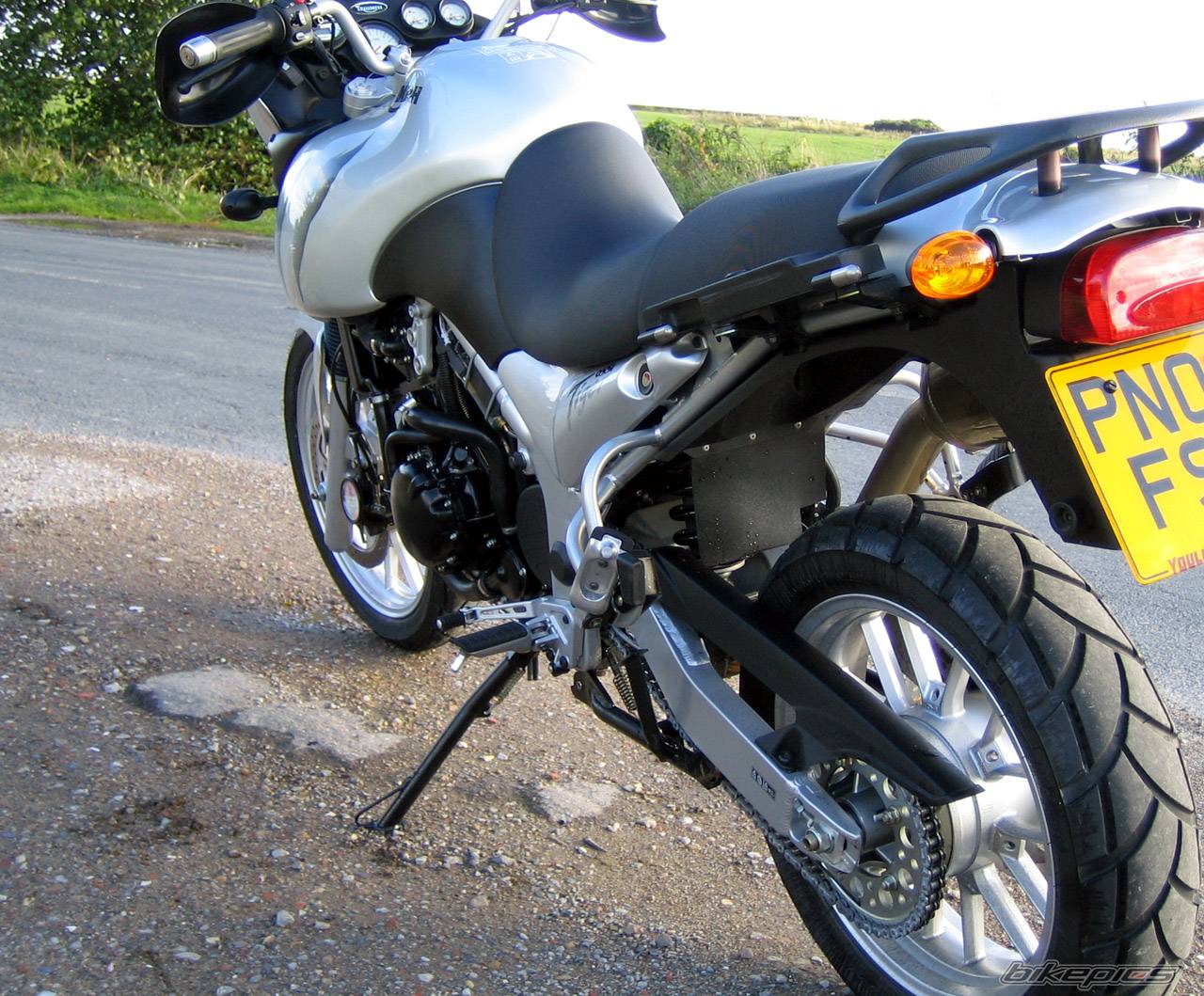 2005 TRIUMPH TIGER | Picture 440082 motorcycle photo