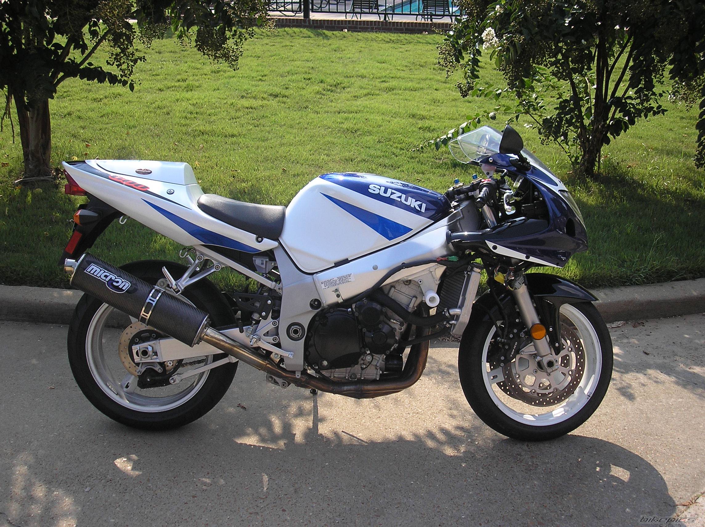 2002 SUZUKI GSX R 600 | Picture 440503 motorcycle photo
