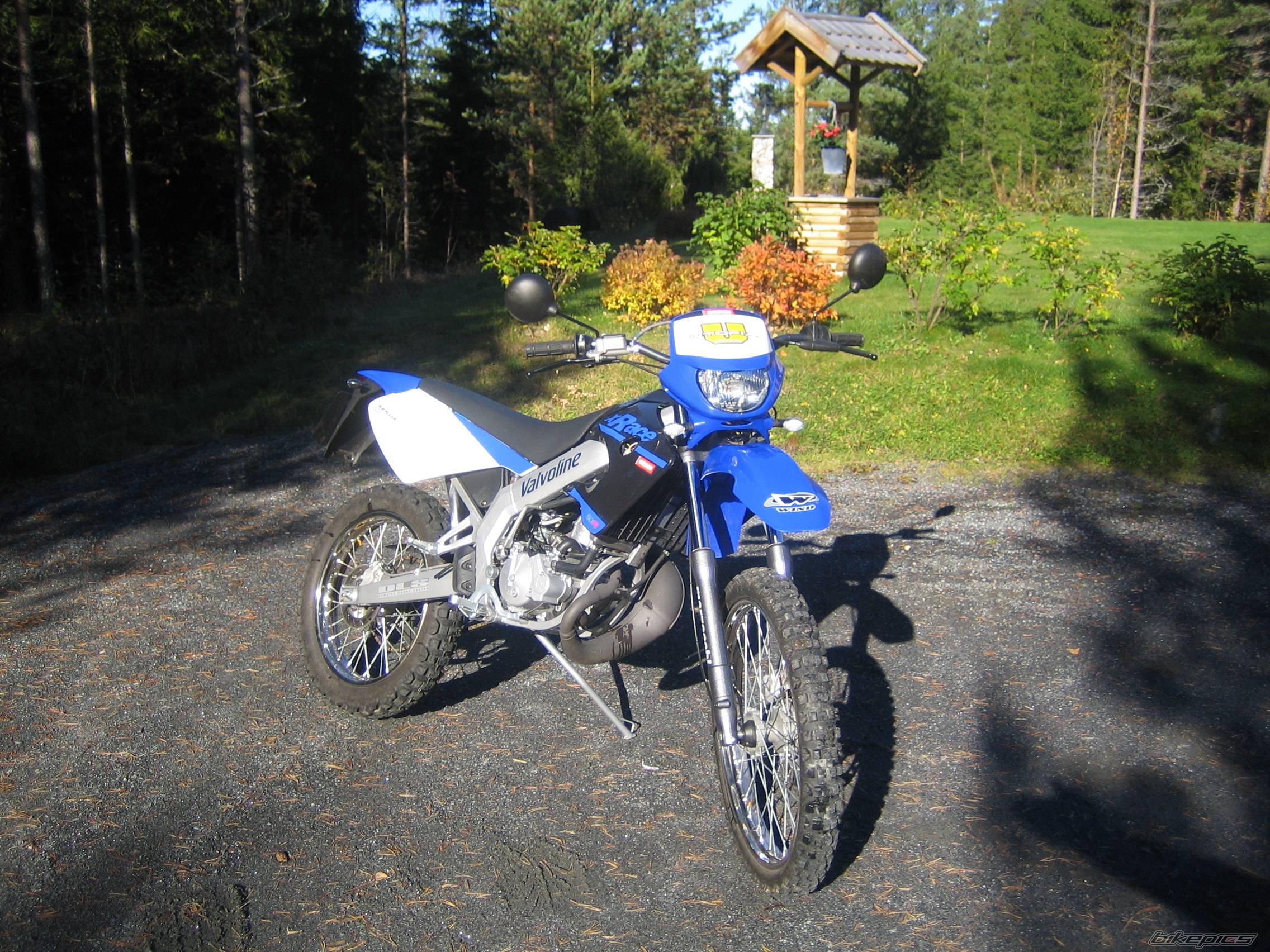 2005 DERBI SENDA XRACE SM 50 | Picture 441930 motorcycle photo