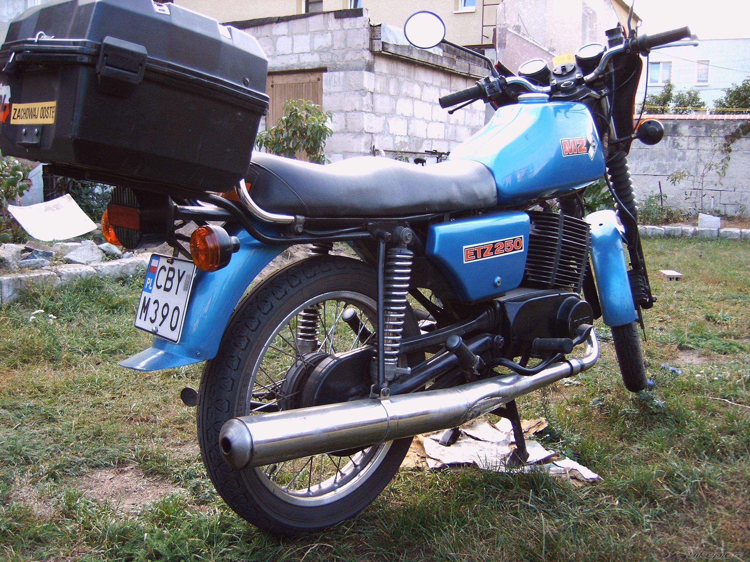 1988 MZ ETZ 250 | Picture 442301 motorcycle photo