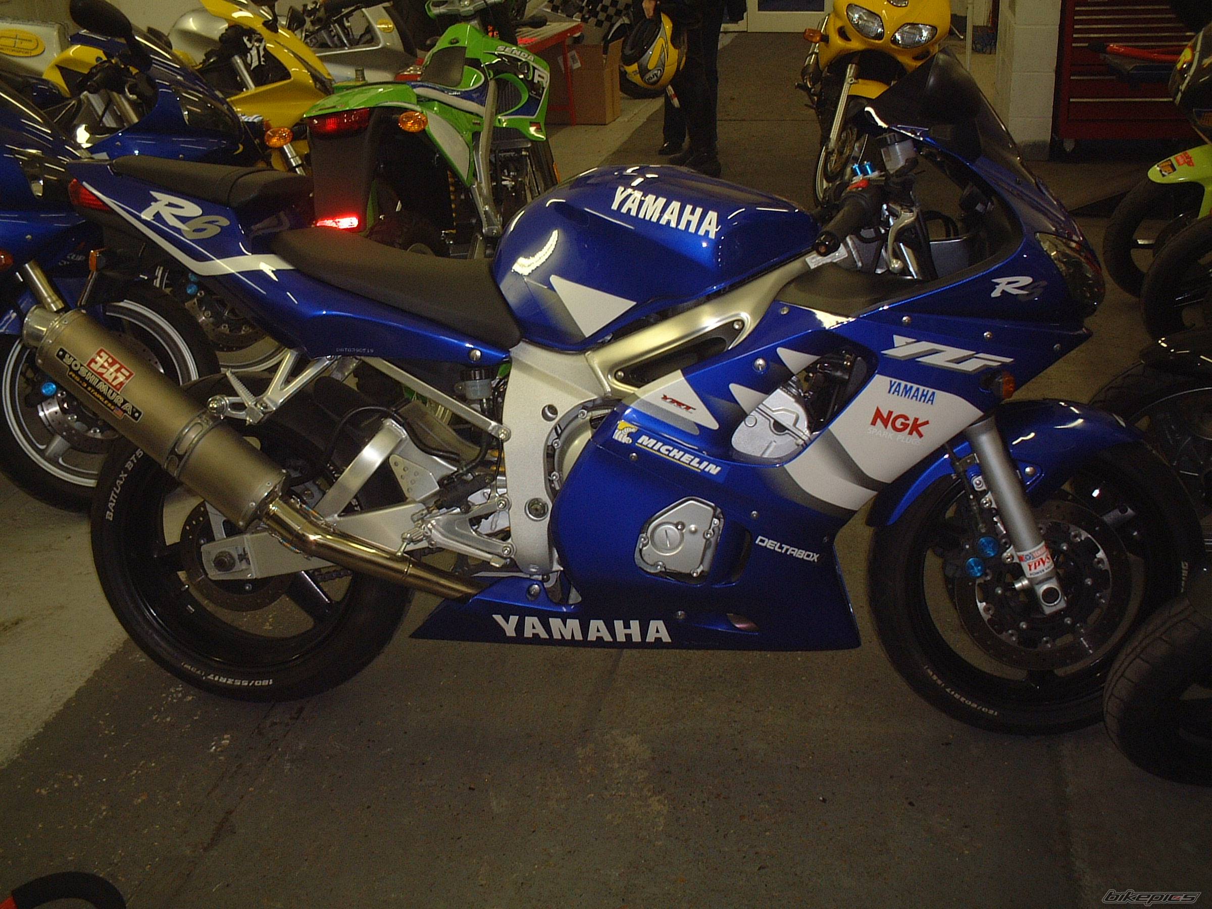 2000 YAMAHA YZF R6 | Picture 44264 motorcycle photo