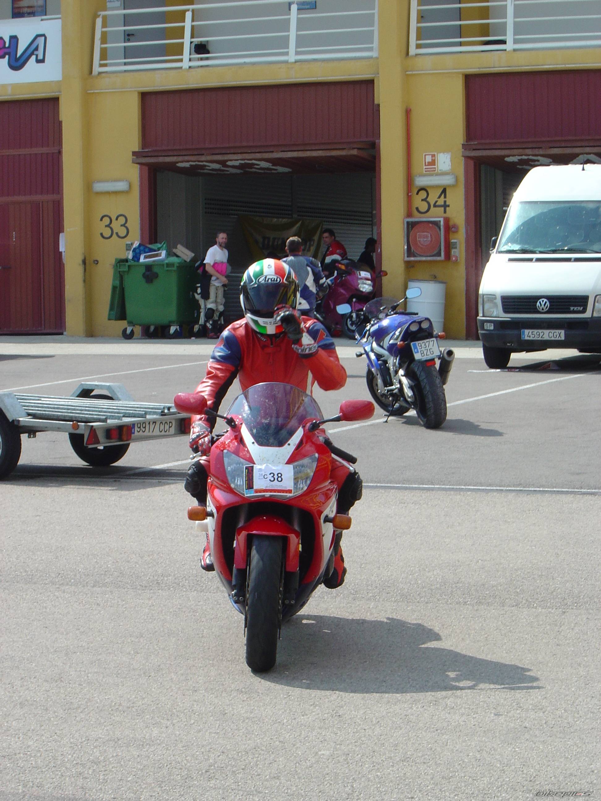 2001 HONDA CBR 900 | Picture 443458 motorcycle photo