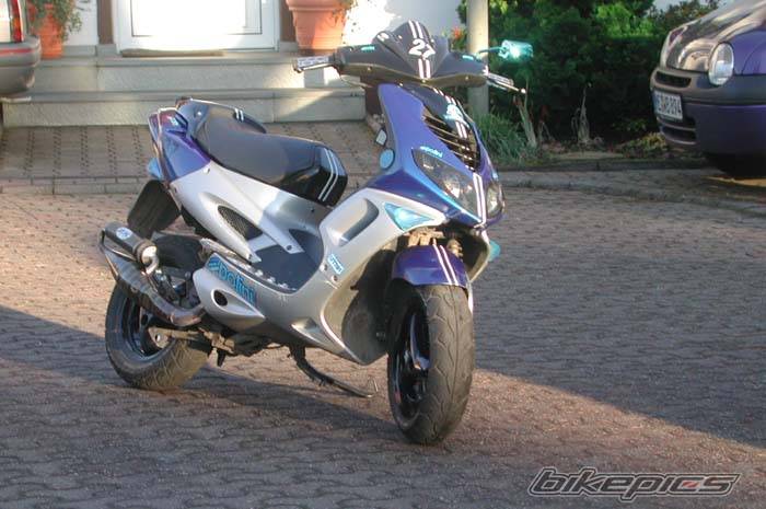 2001 APRILIA RSV 1000R MILLE | Picture 44443 motorcycle photo