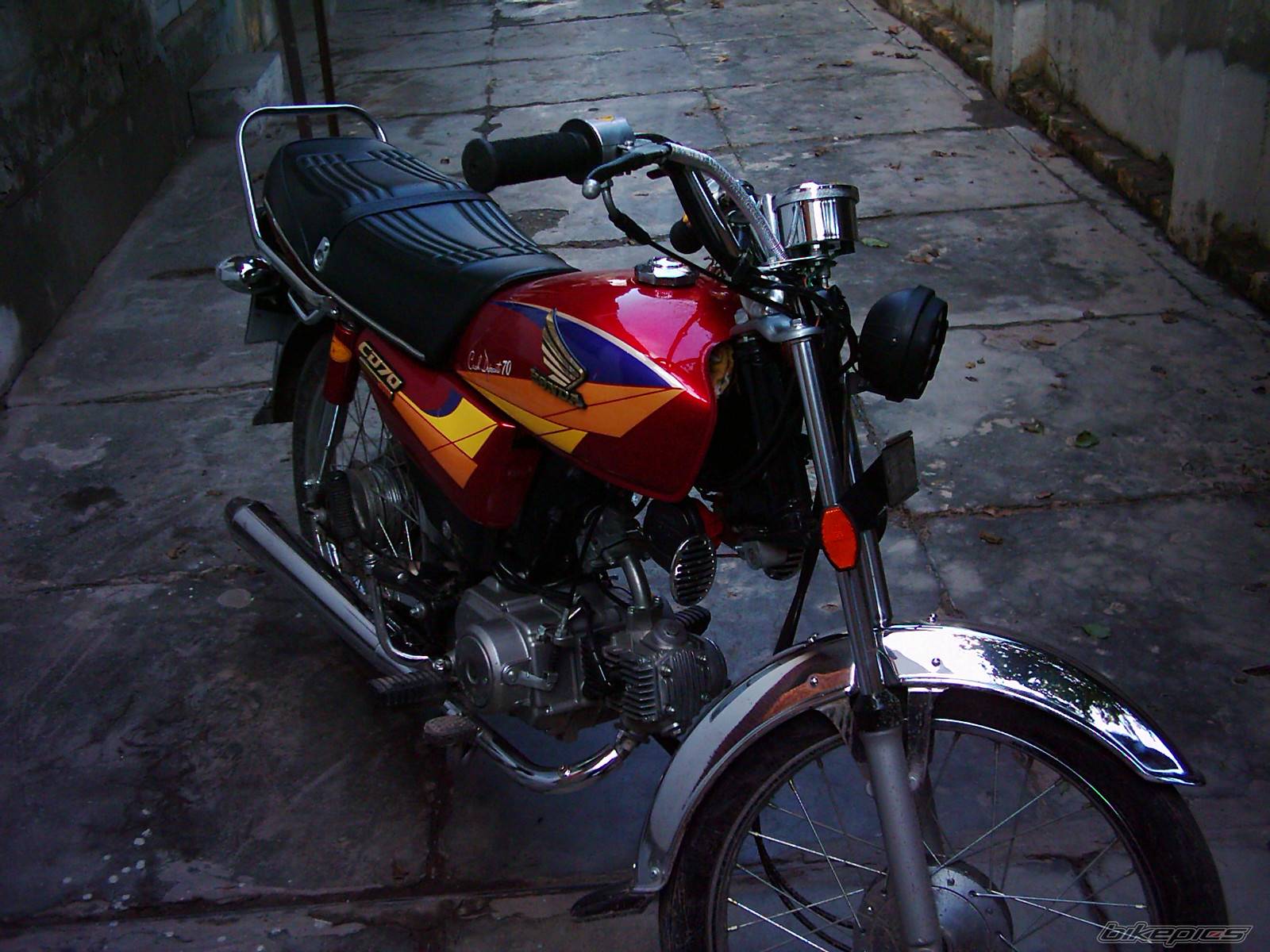 2003 HONDA CD 70 | Picture 444818 motorcycle photo