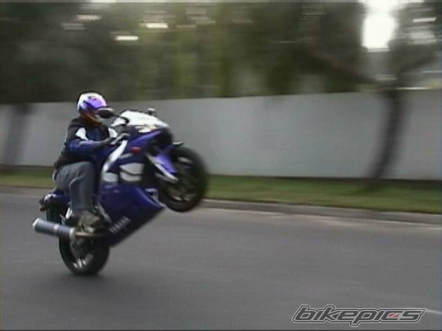 2000 YAMAHA YZF R1 | Picture 4473 motorcycle photo
