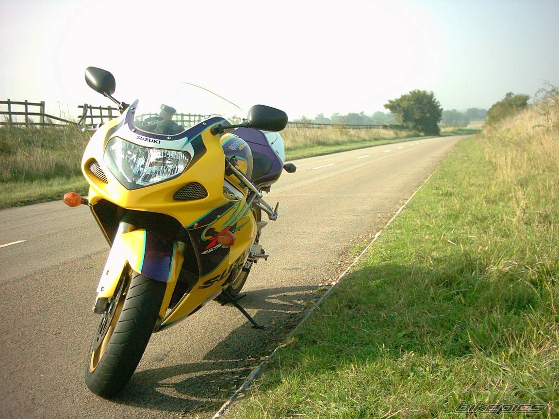 2003 SUZUKI GSX R 600 | Picture 447922 motorcycle photo