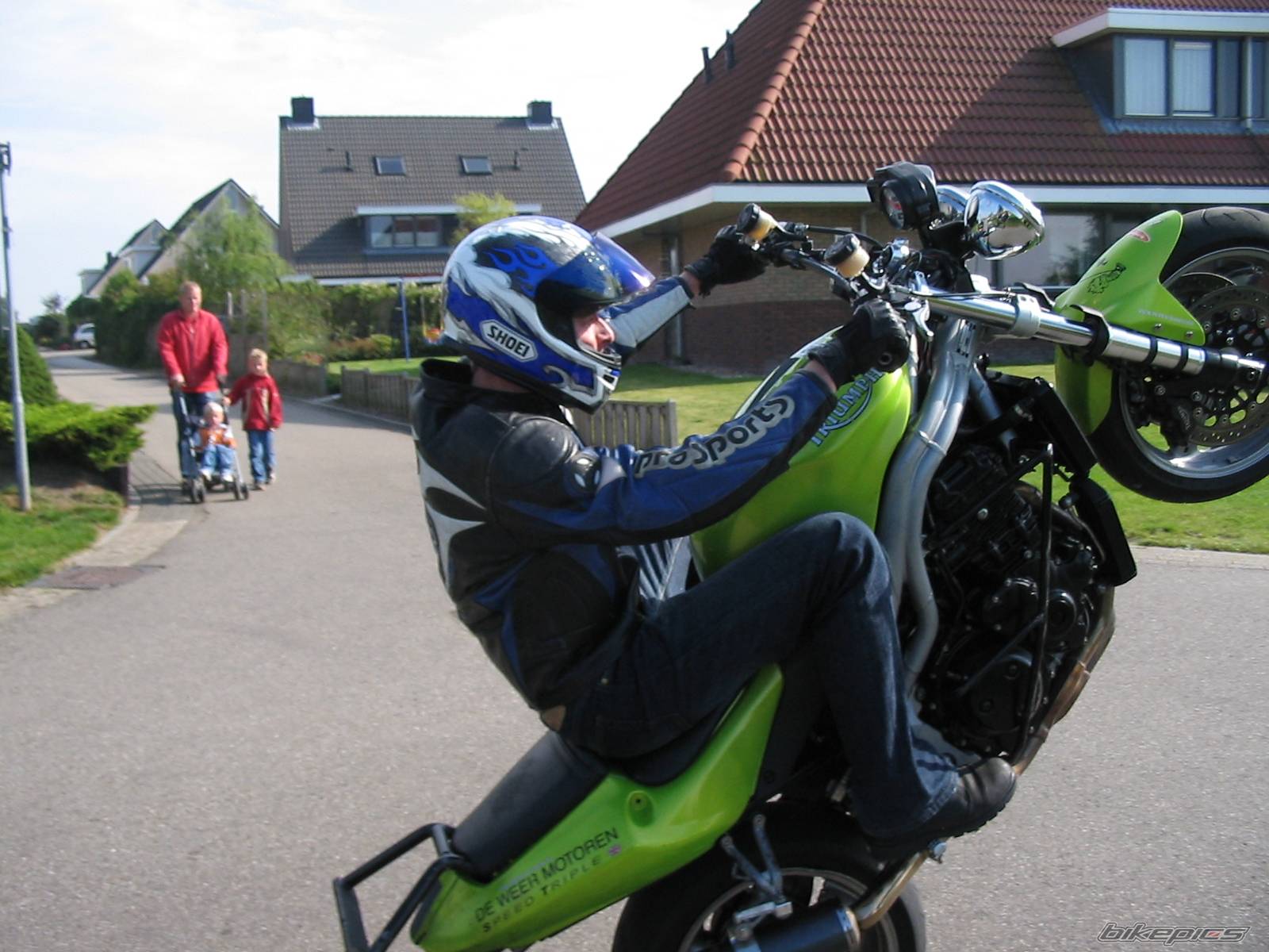 2002 TRIUMPH SPEED TRIPLE | Picture 448770 motorcycle photo