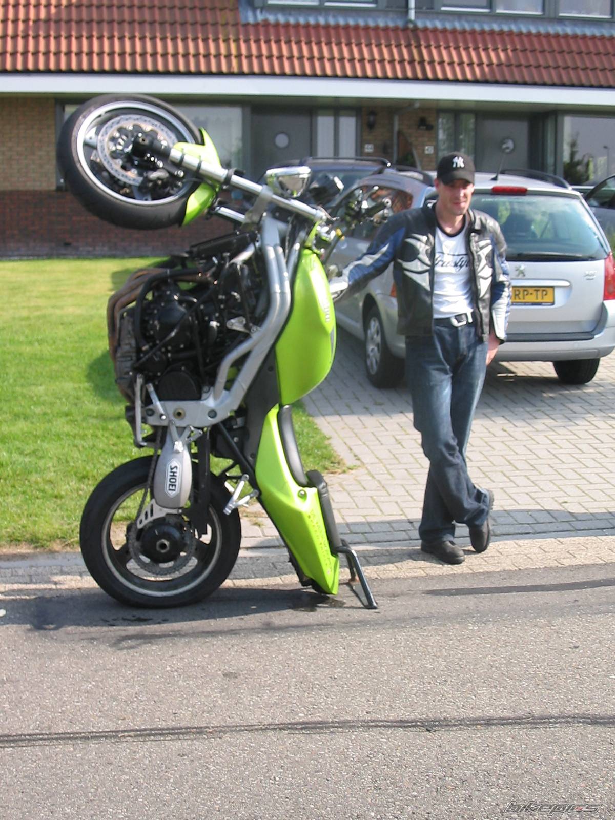 2002 TRIUMPH SPEED TRIPLE | Picture 448782 motorcycle photo