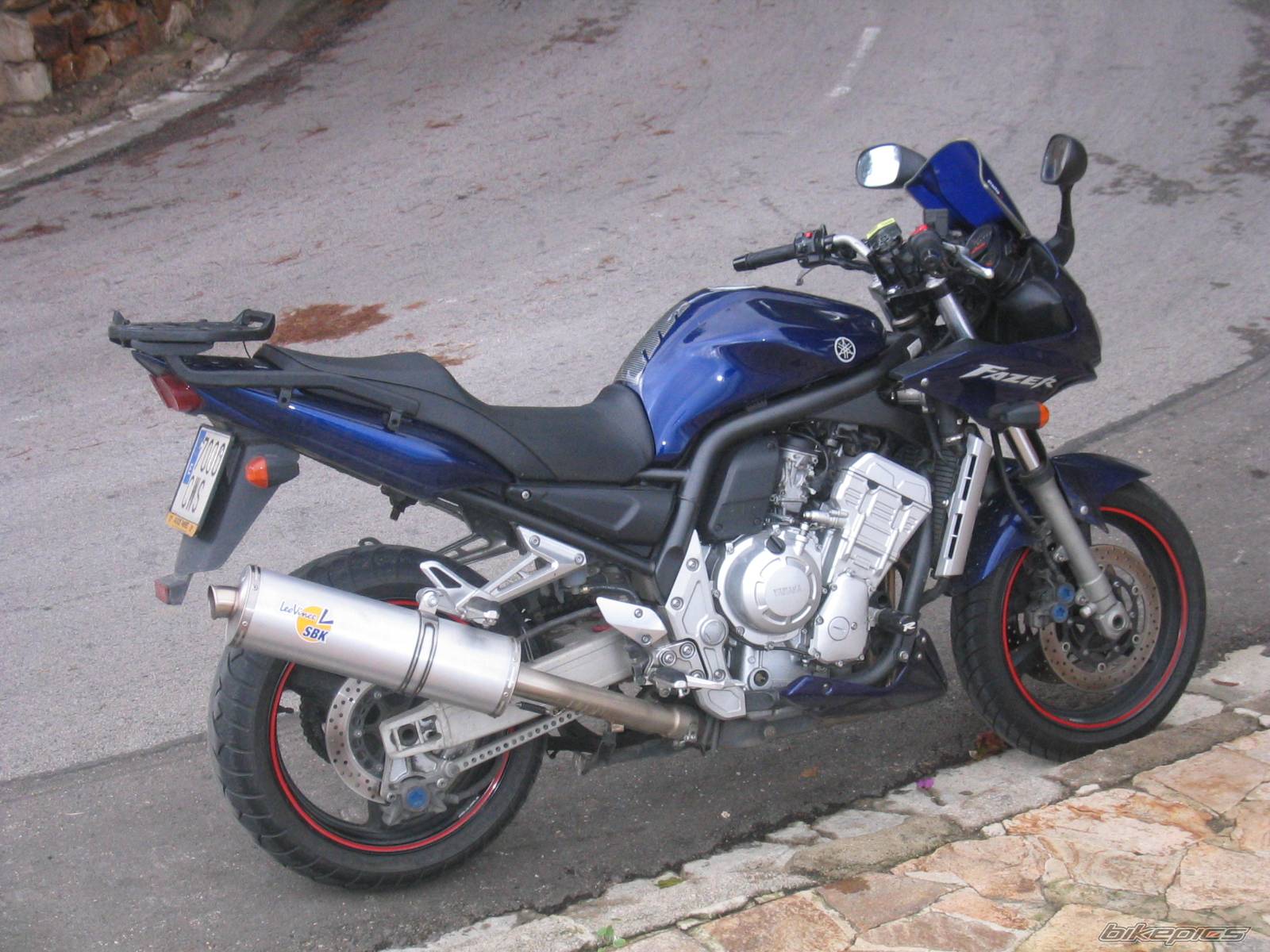 2004 YAMAHA FZS 1000 FAZER | Picture 450227 motorcycle photo