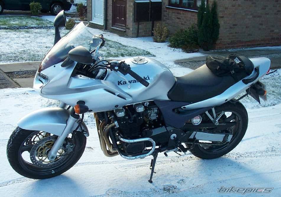 2002 KAWASAKI ZR 7 | Picture 450236 motorcycle photo