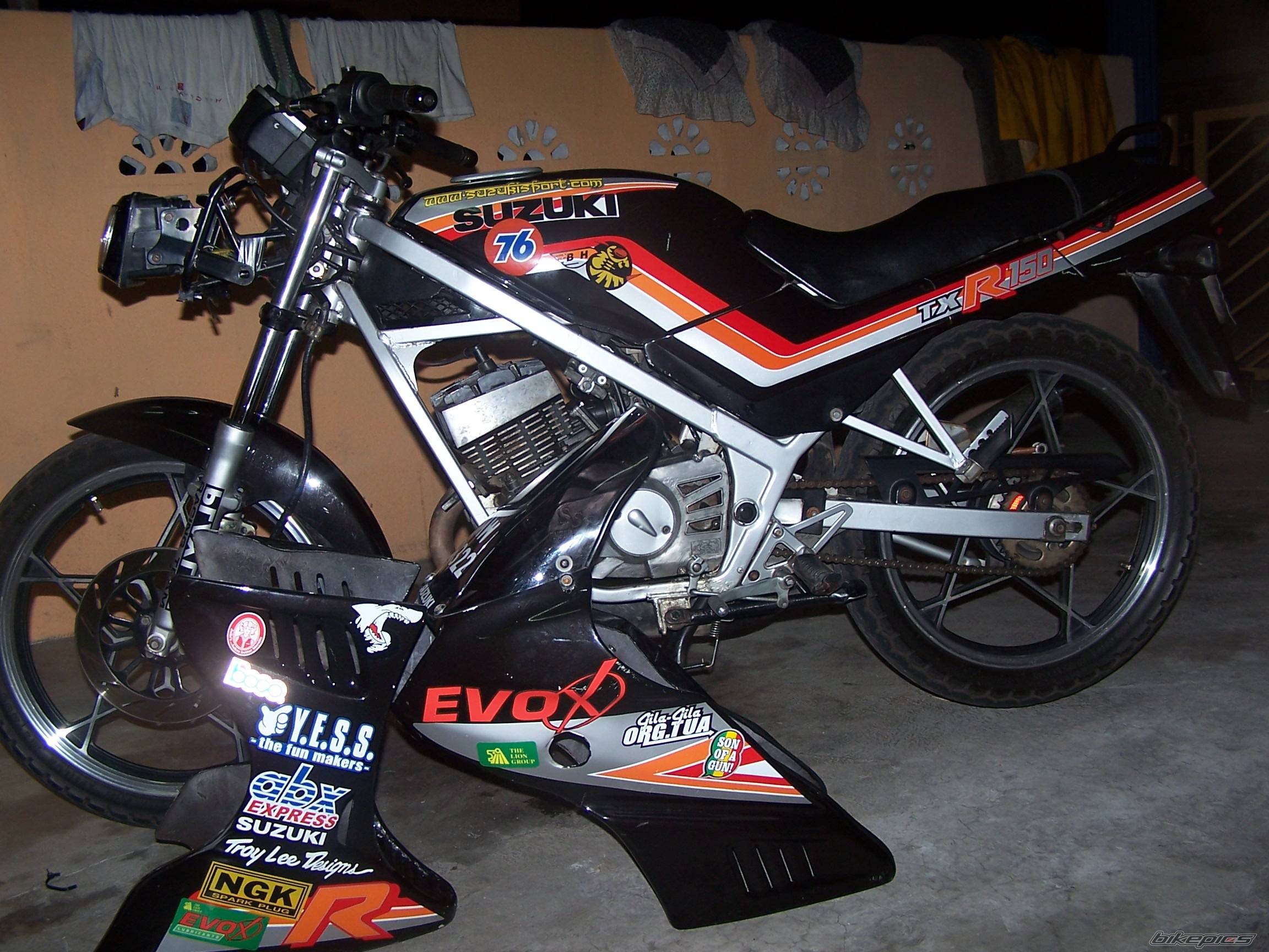 1991 SUZUKI TXR 150 | Picture 450749 motorcycle photo