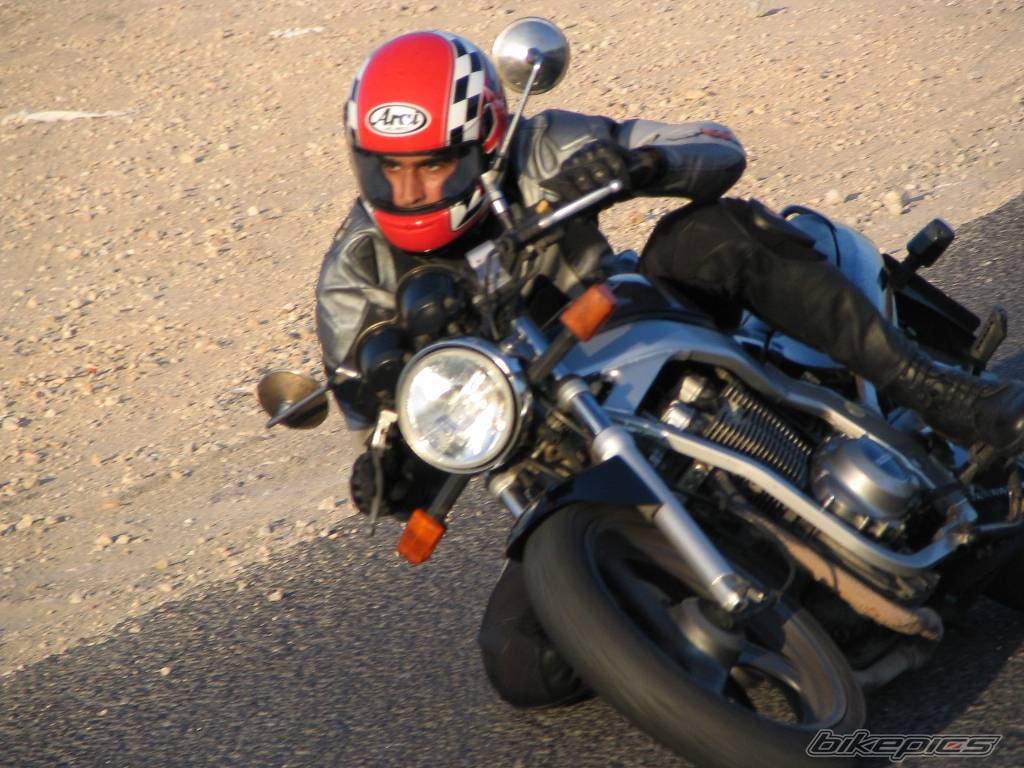 2000 SUZUKI GS 500 | Picture 451170 motorcycle photo
