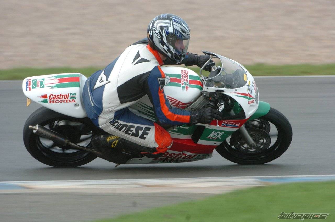 1993 HONDA NSR 250 | Picture 451982 motorcycle photo