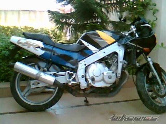 1990 HONDA CBR 400 | Picture 452822 motorcycle photo