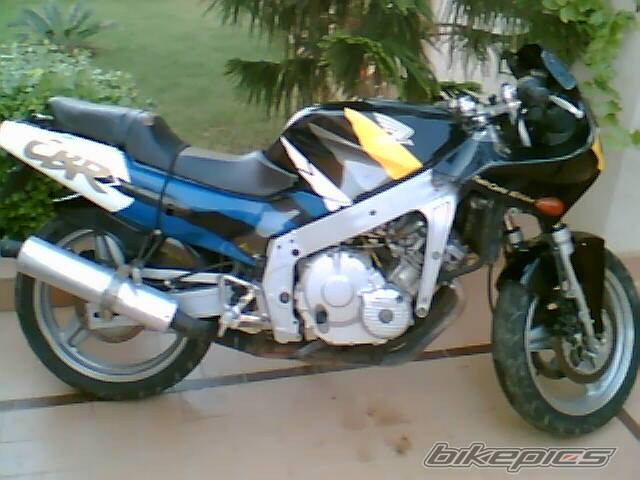 1990 HONDA CBR 400 | Picture 452824 motorcycle photo