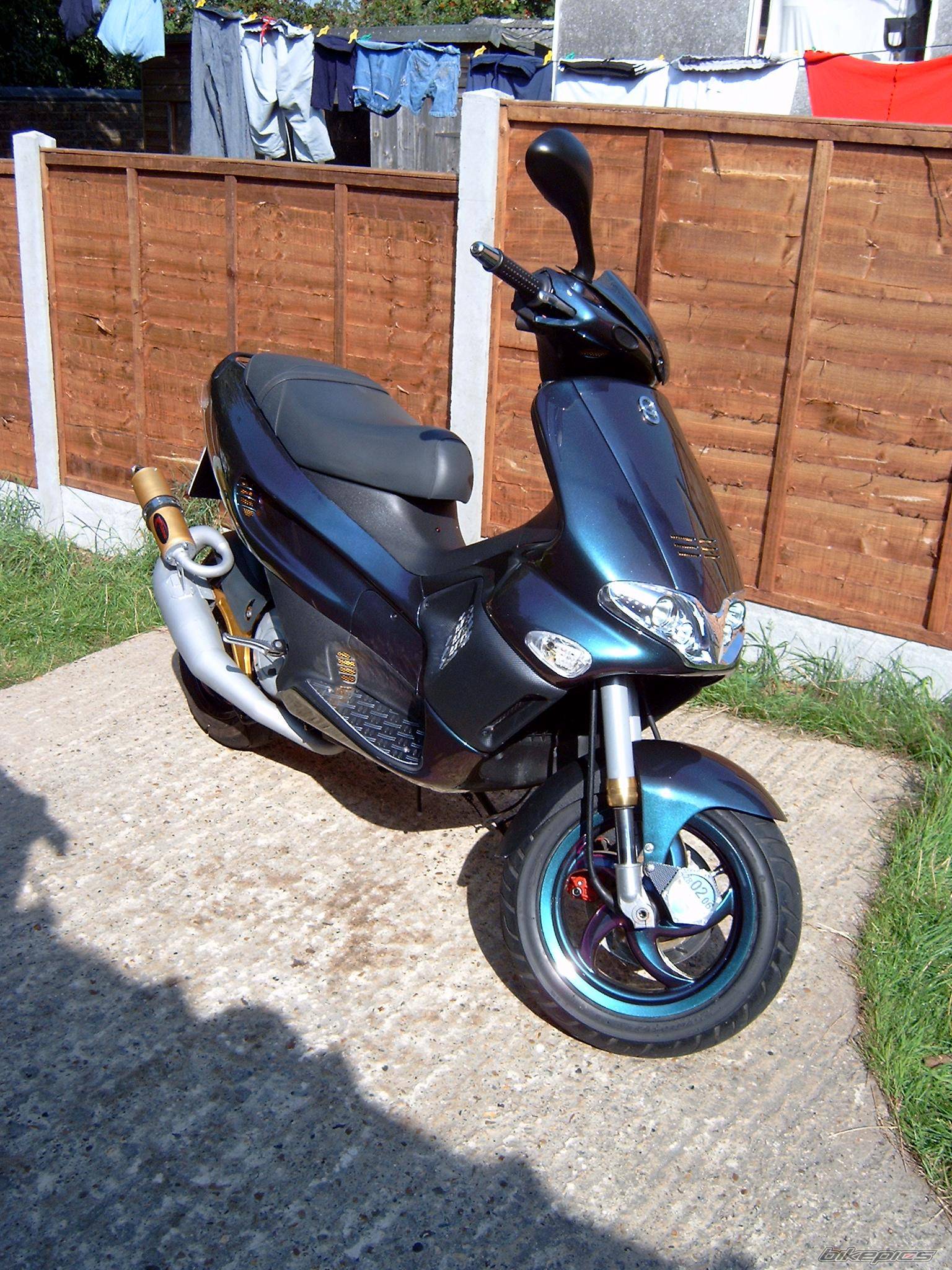 2001 GILERA RUNNER 180 SP | Picture 453161 motorcycle photo