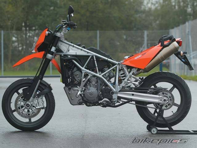 2005 KTM 950 SUPERMOTO | Picture 453983 motorcycle photo