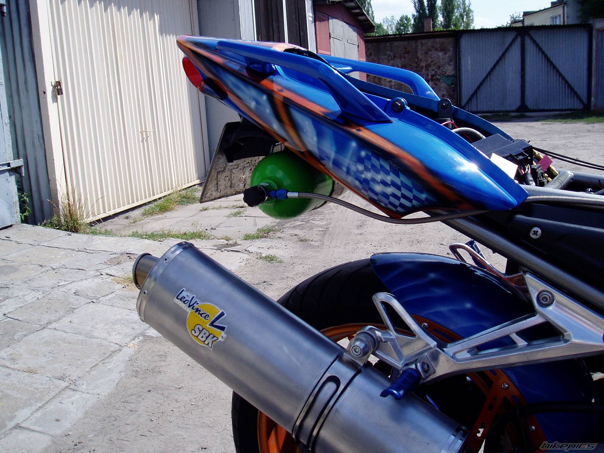 2001 YAMAHA FZS 1000 FAZER | Picture 454334 motorcycle photo