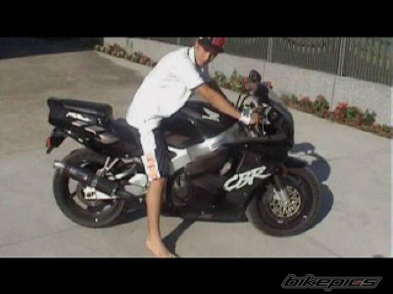 2005 HONDA CBR 900 | Picture 455202 motorcycle photo