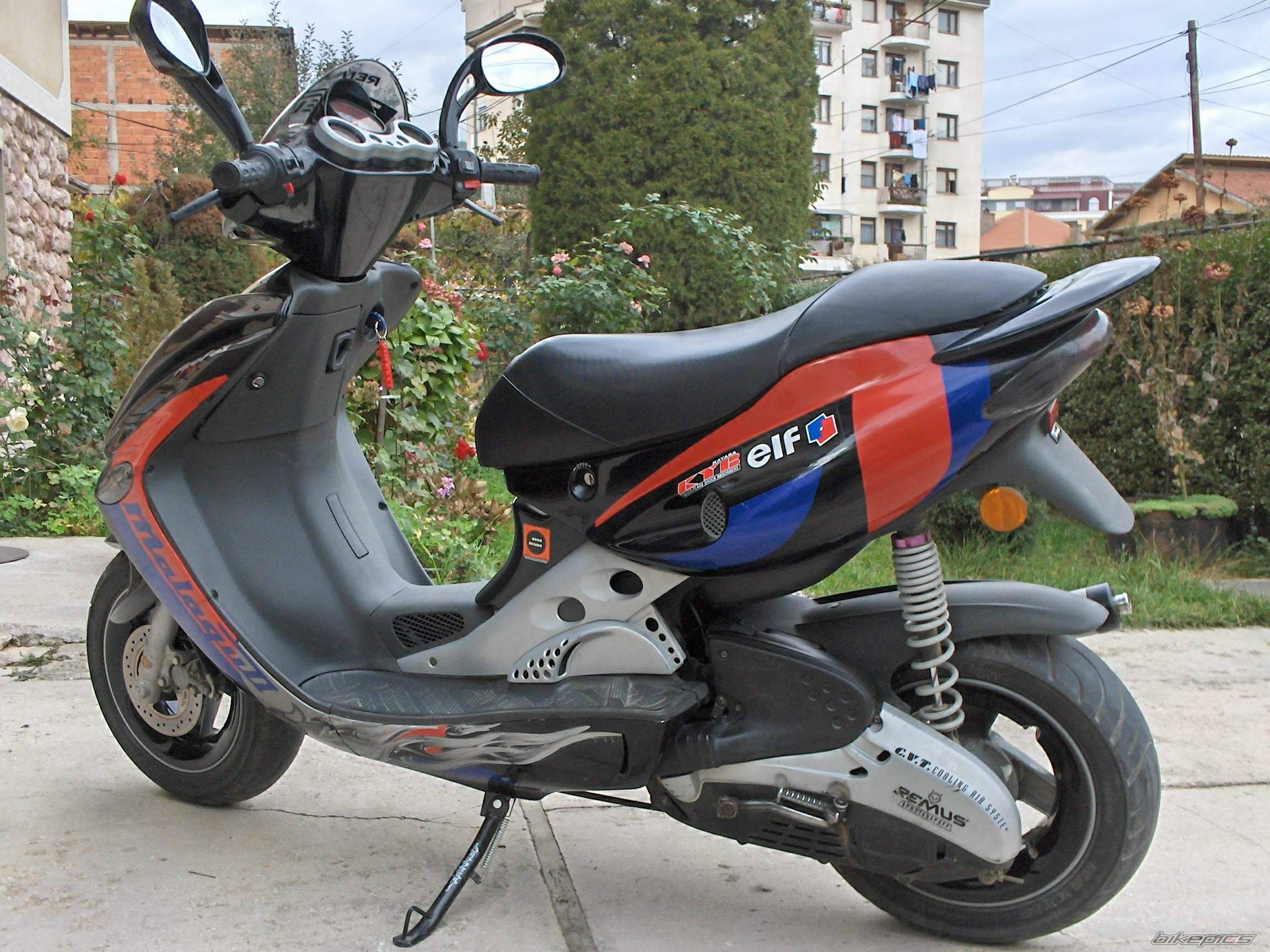 2000 MALAGUTI FIREFOX 50 F15 | Picture 456034 motorcycle photo