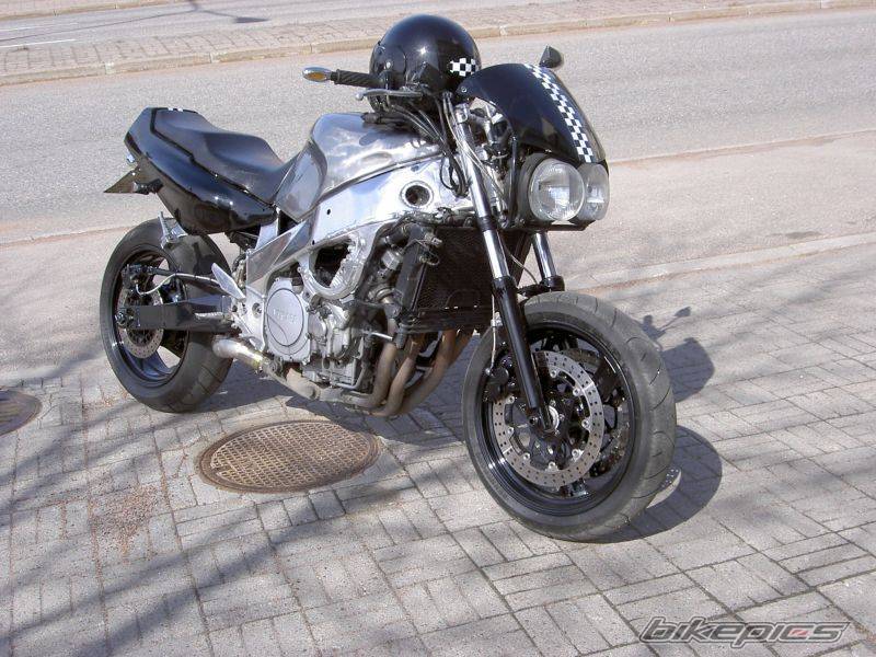 1989 YAMAHA FZR 1000 | Picture 45609 motorcycle photo