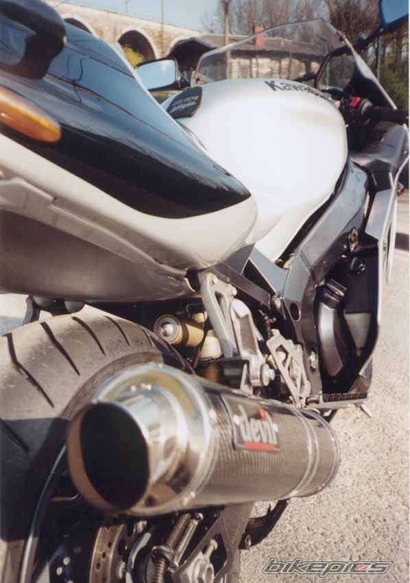 1999 KAWASAKI ZX 7R | Picture 45632 motorcycle photo