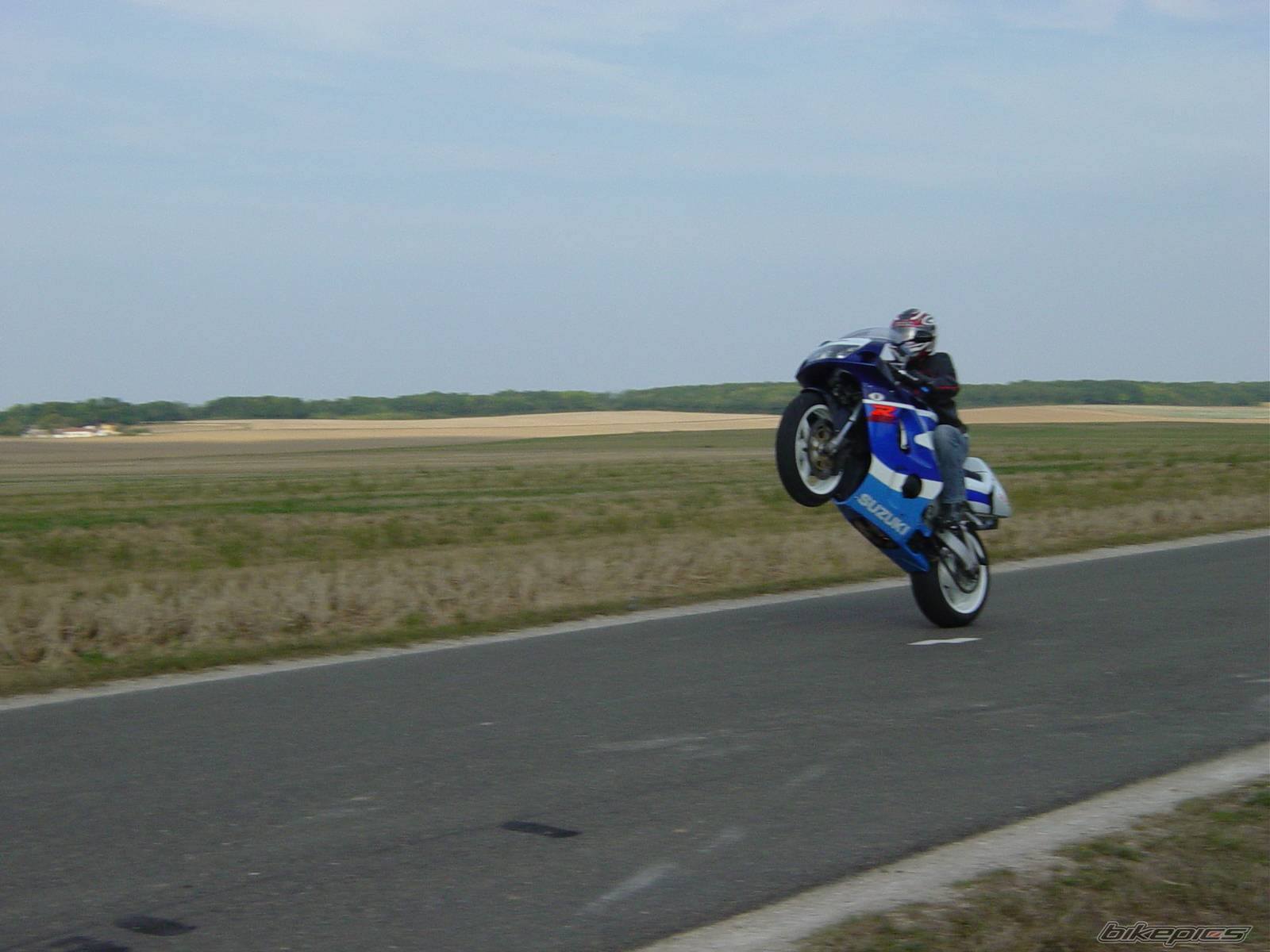 1999 SUZUKI GSX R 750 | Picture 463211 motorcycle photo