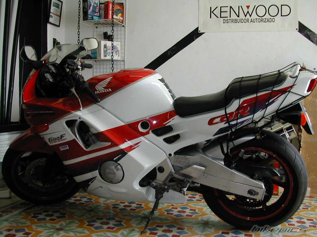 1992 HONDA CBR 600 | Picture 46395 motorcycle photo