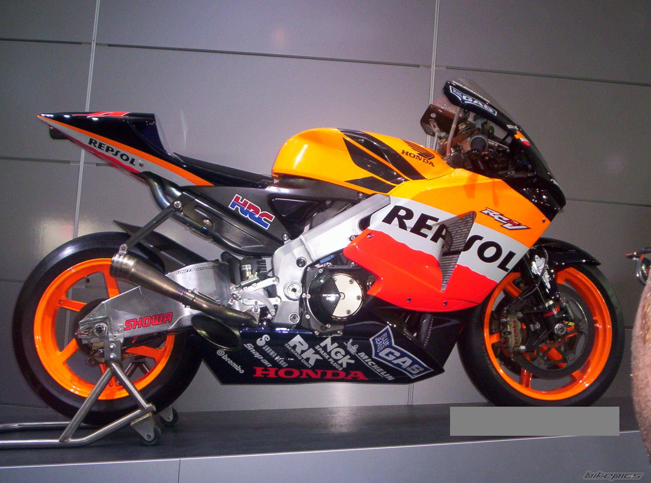2004 HONDA RC 211V | Picture 464163 motorcycle photo