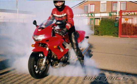 1999 HONDA VTR 1000 | Picture 469 motorcycle photo