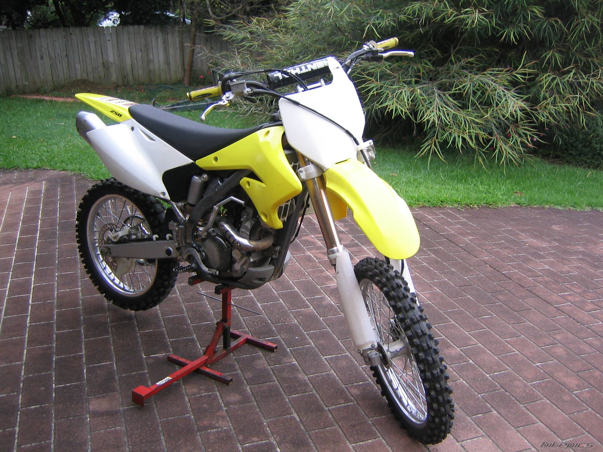 2004 SUZUKI RM 250 Z | Picture 469995 motorcycle photo