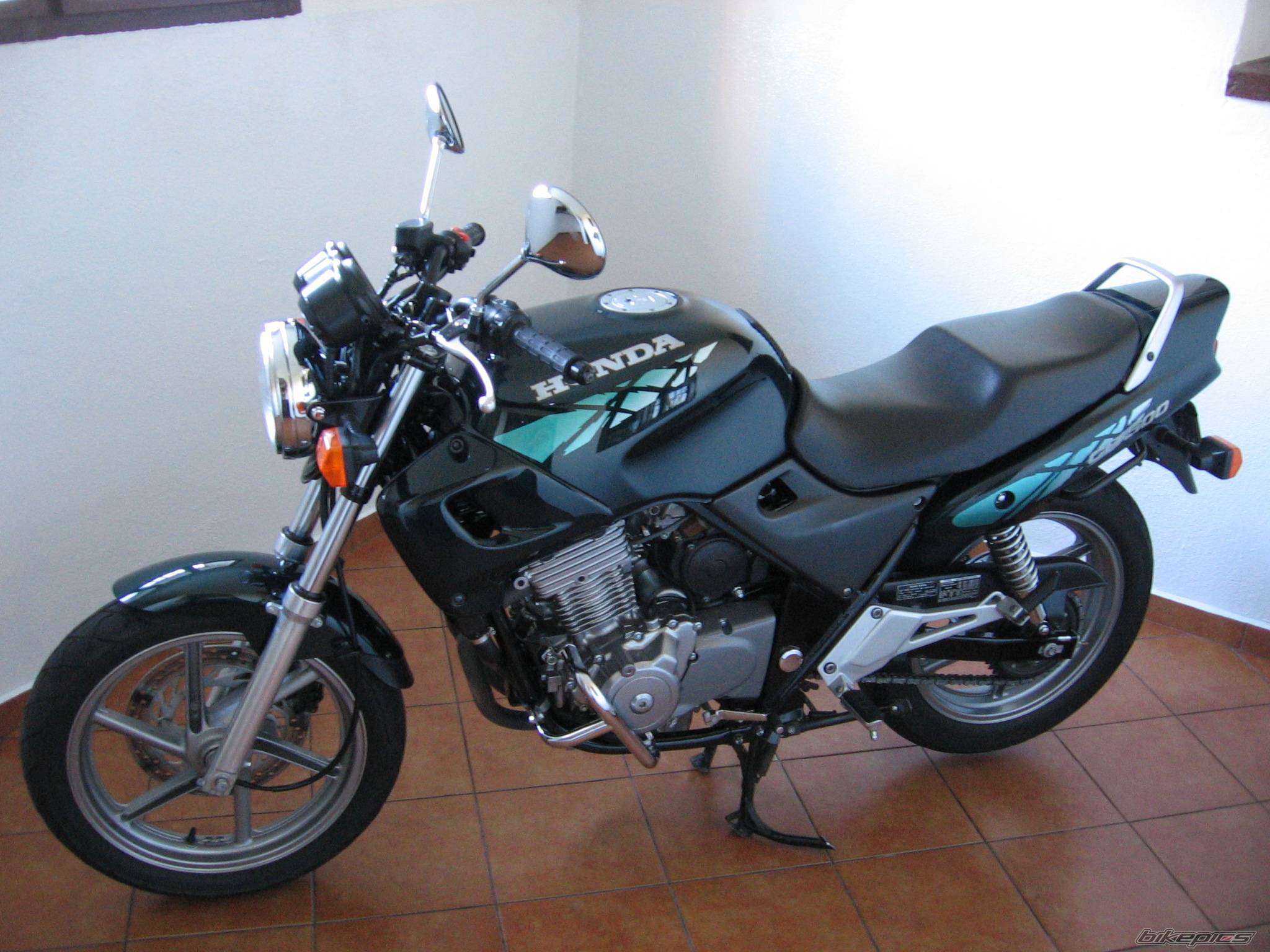 472017 | Picture 472017 motorcycle photo