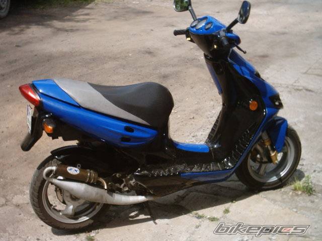 1999 SUZUKI KATANA AY 50 | Picture 474357 motorcycle photo