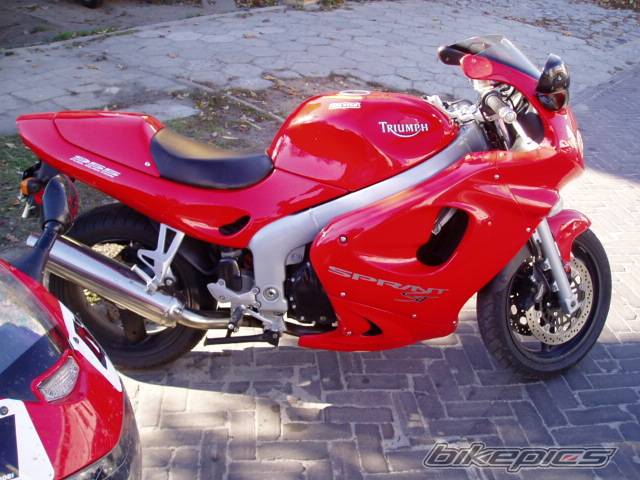 2000 TRIUMPH SPRINT ST | Picture 474886 motorcycle photo