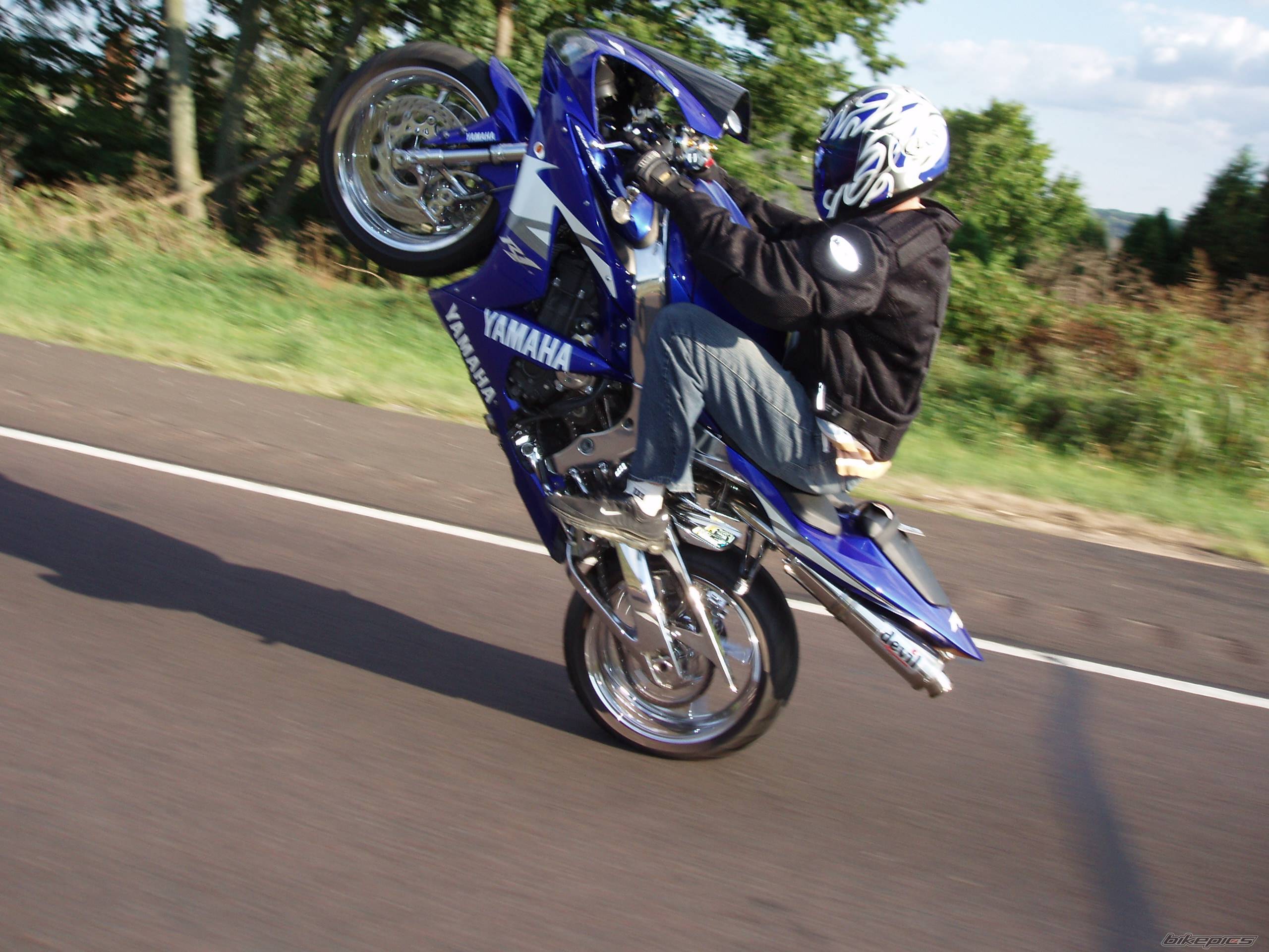 2005 YAMAHA YZF R1 | Picture 475079 motorcycle photo