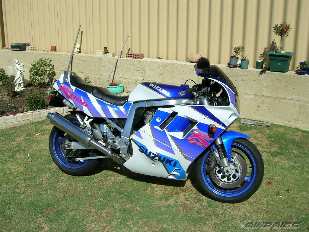 1992 SUZUKI GSX R 1100 | Picture 475911 motorcycle photo