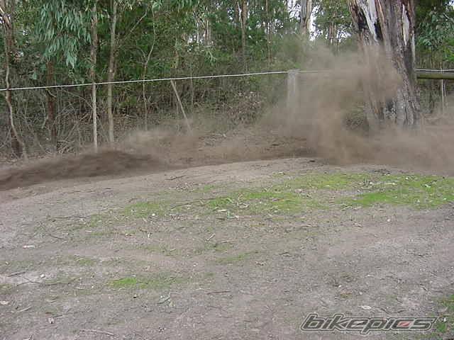 2000 HONDA XR 400 | Picture 4769 motorcycle photo