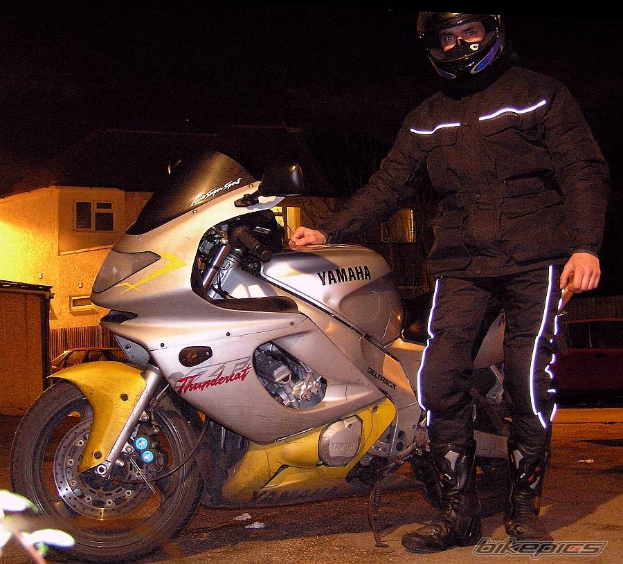 1996 YAMAHA YZF 600 | Picture 477032 motorcycle photo