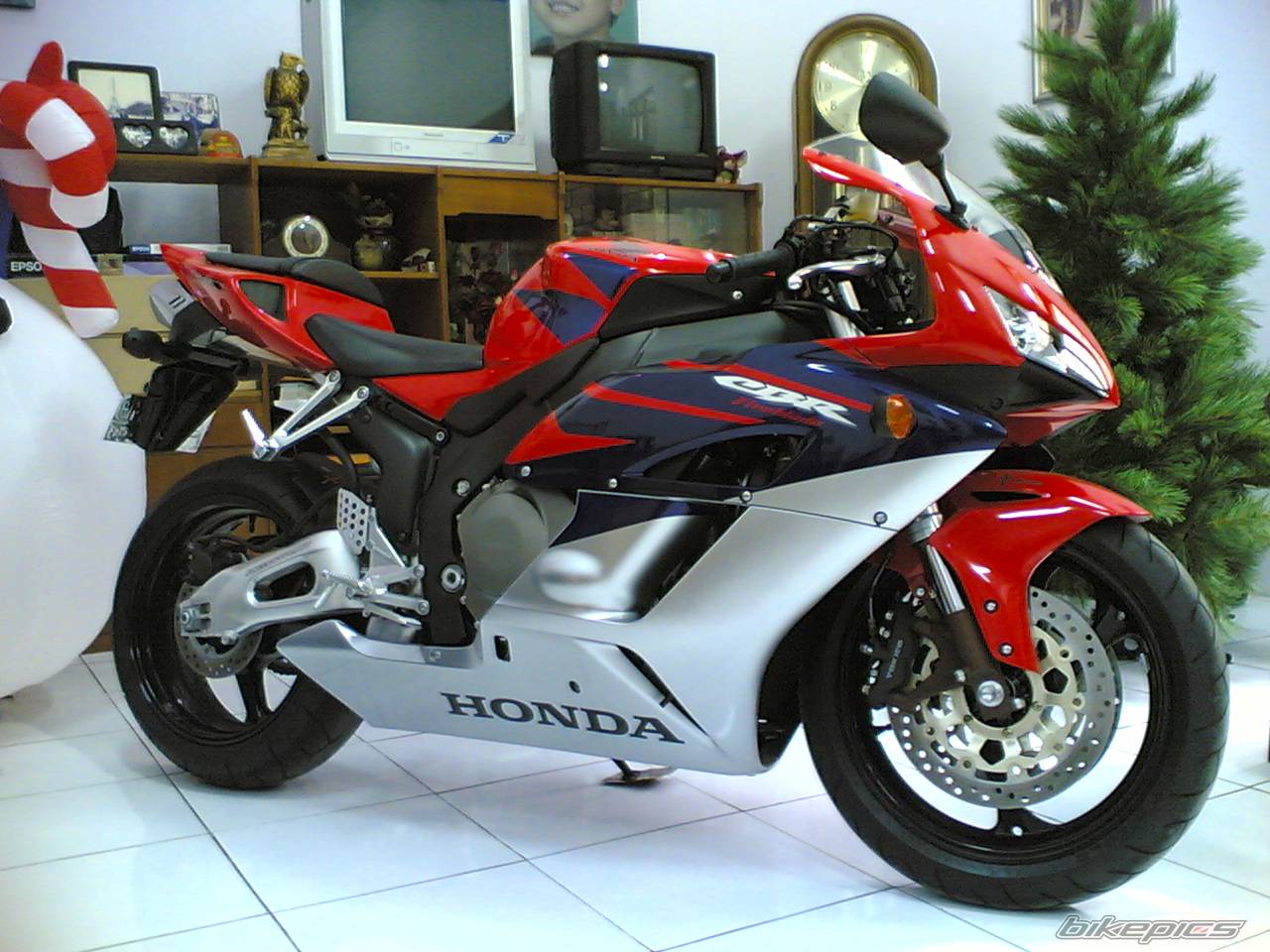 2005 HONDA CBR 1000  RR | Picture 478395 motorcycle photo
